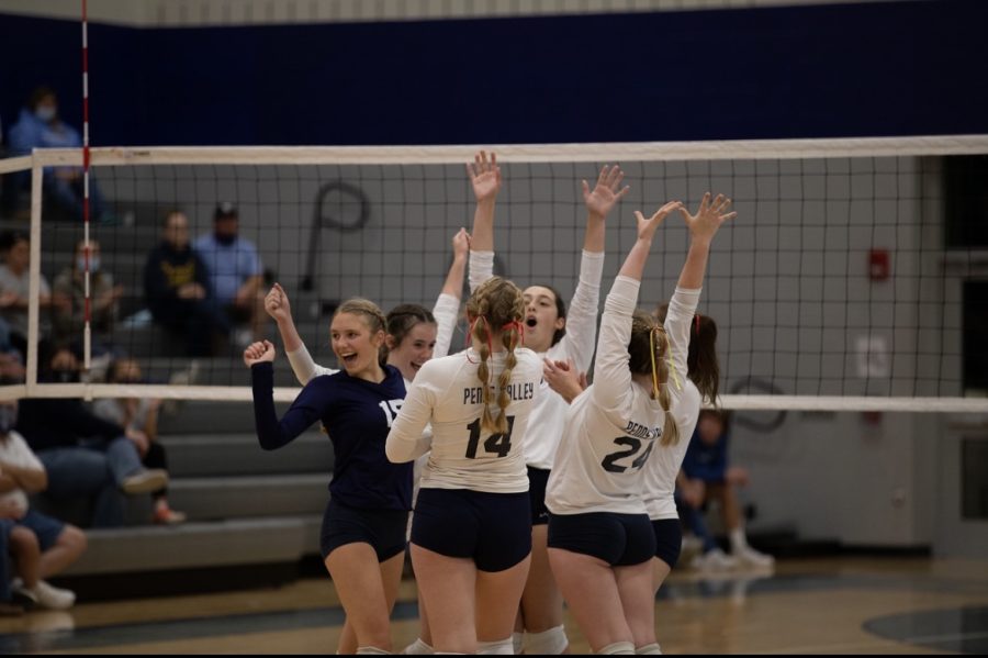 Penns+Valley+Volleyball+Heads+to+Districts